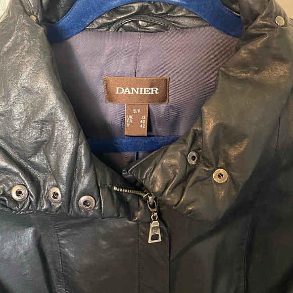 Danier Leather Jacket - Picture 4 of 5
